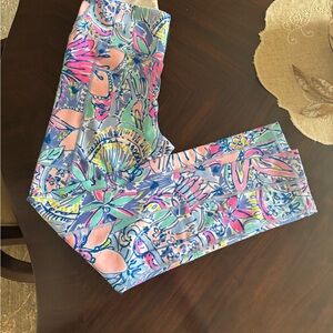 Lilly Pulitzer Luxletic Weekender High Rise Legging. Size Medium. EUC